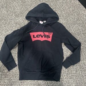 Levi’s sweatshirt